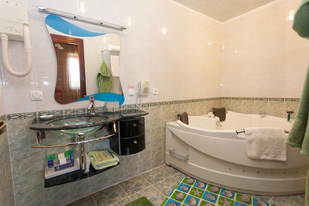 Rahat Hotel Aktau  Zewnętrze zdjęcie